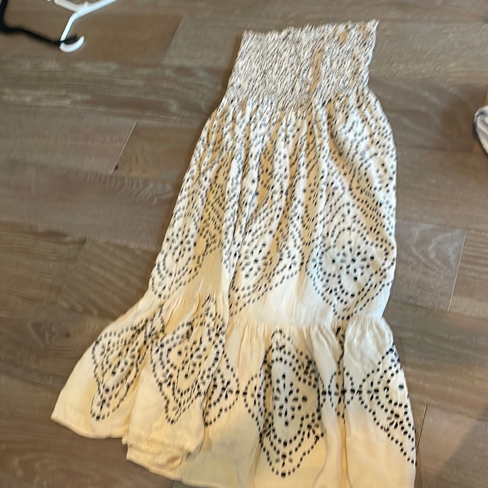 Tan and black ruched top flowy bottom coverup